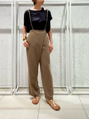 BEIGE， 柴田 コーディネート画像