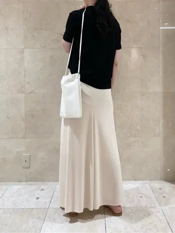 BEIGE， スタッフ コーディネート画像