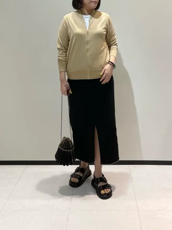 BEIGE， 藤木 コーディネート画像