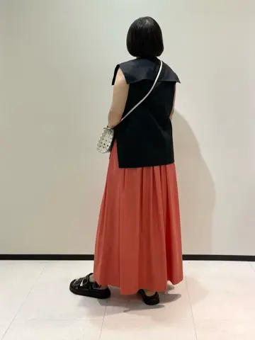 BEIGE， 藤木 コーディネート画像