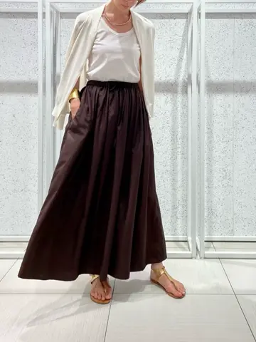 BEIGE， 柴田 コーディネート画像