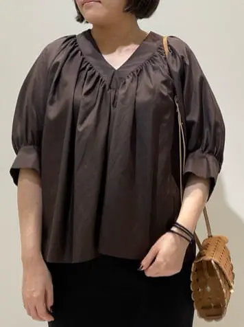 BEIGE， 藤木 コーディネート画像