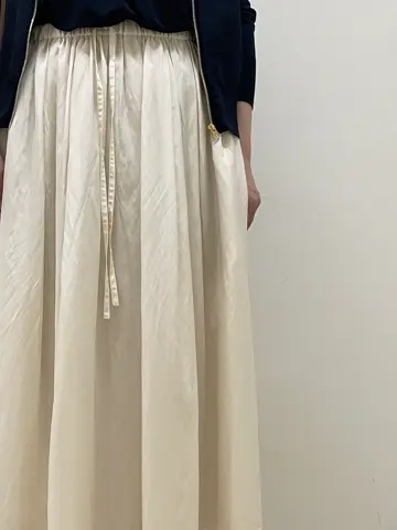 BEIGE， スタッフ コーディネート画像