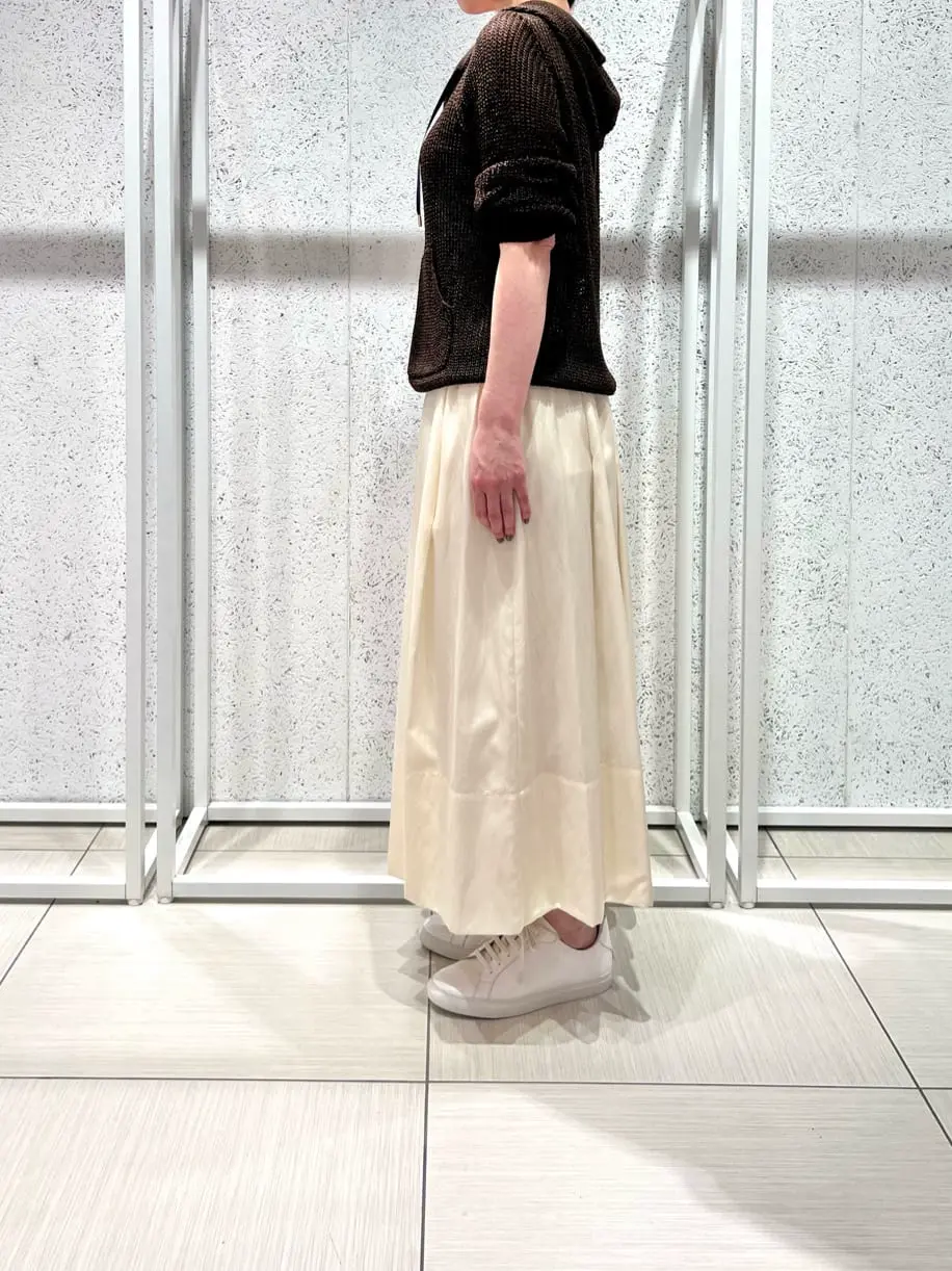 BEIGE， スタッフ コーディネート画像