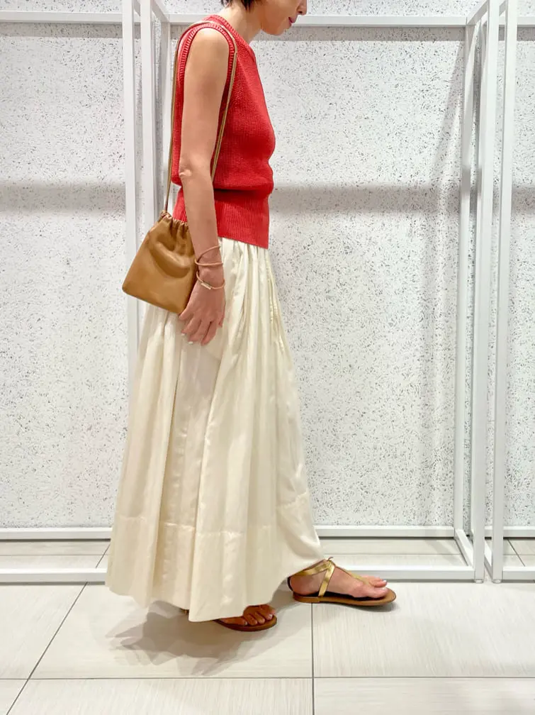 BEIGE， 柴田 コーディネート画像