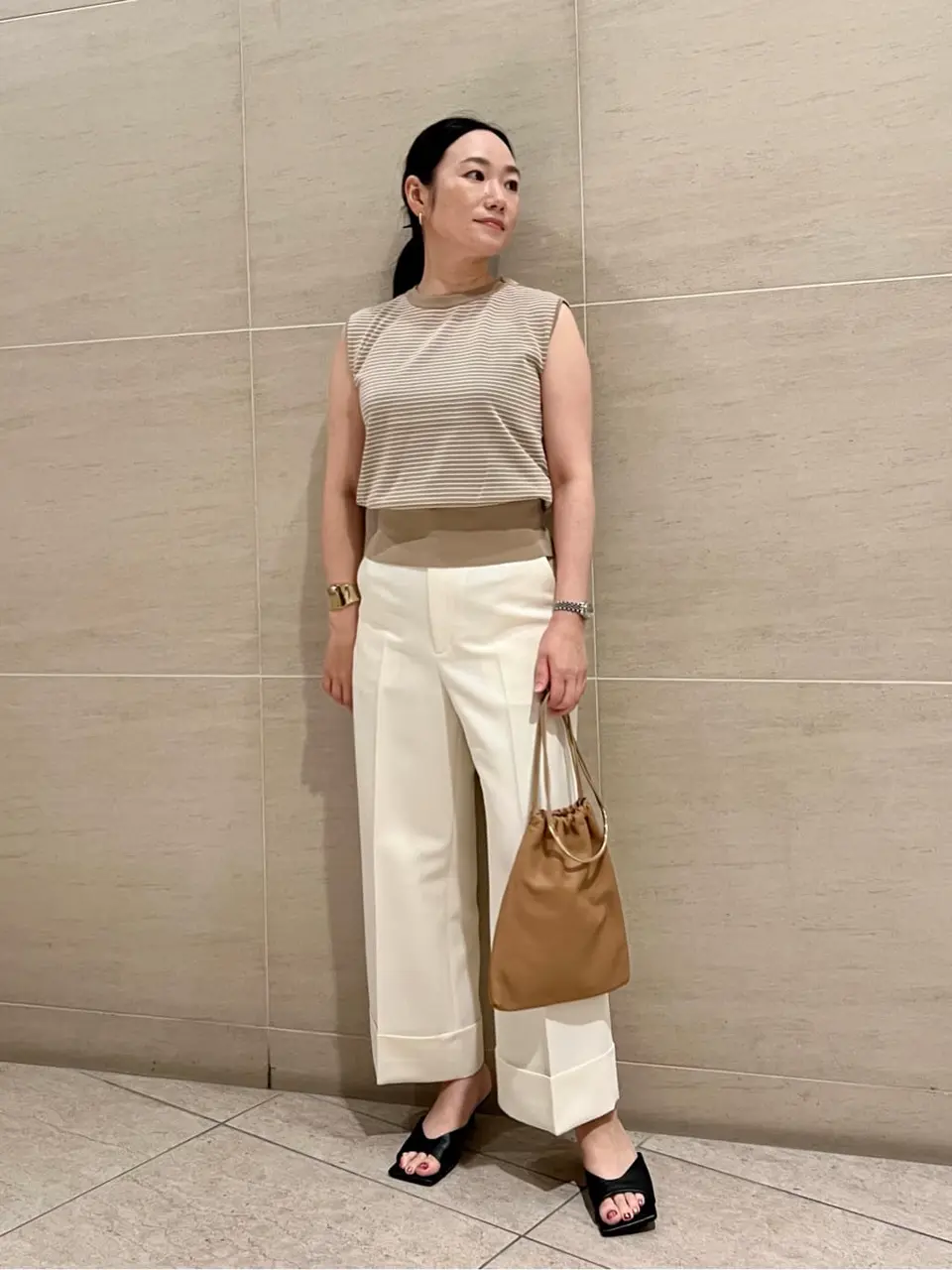 BEIGE， 毛利 コーディネート画像