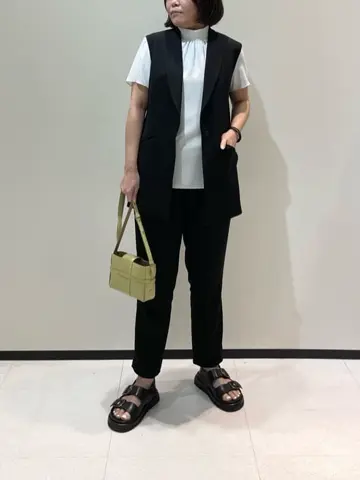 BEIGE， 藤木 コーディネート画像