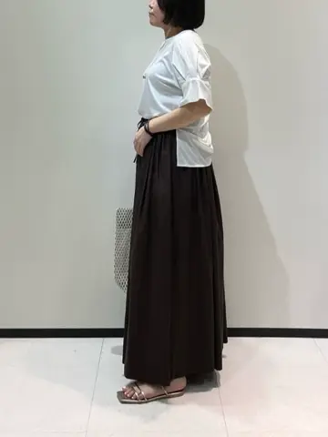 BEIGE， 藤木 コーディネート画像