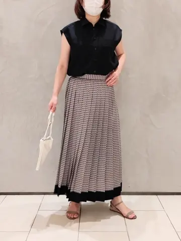 BEIGE， スタッフ コーディネート画像