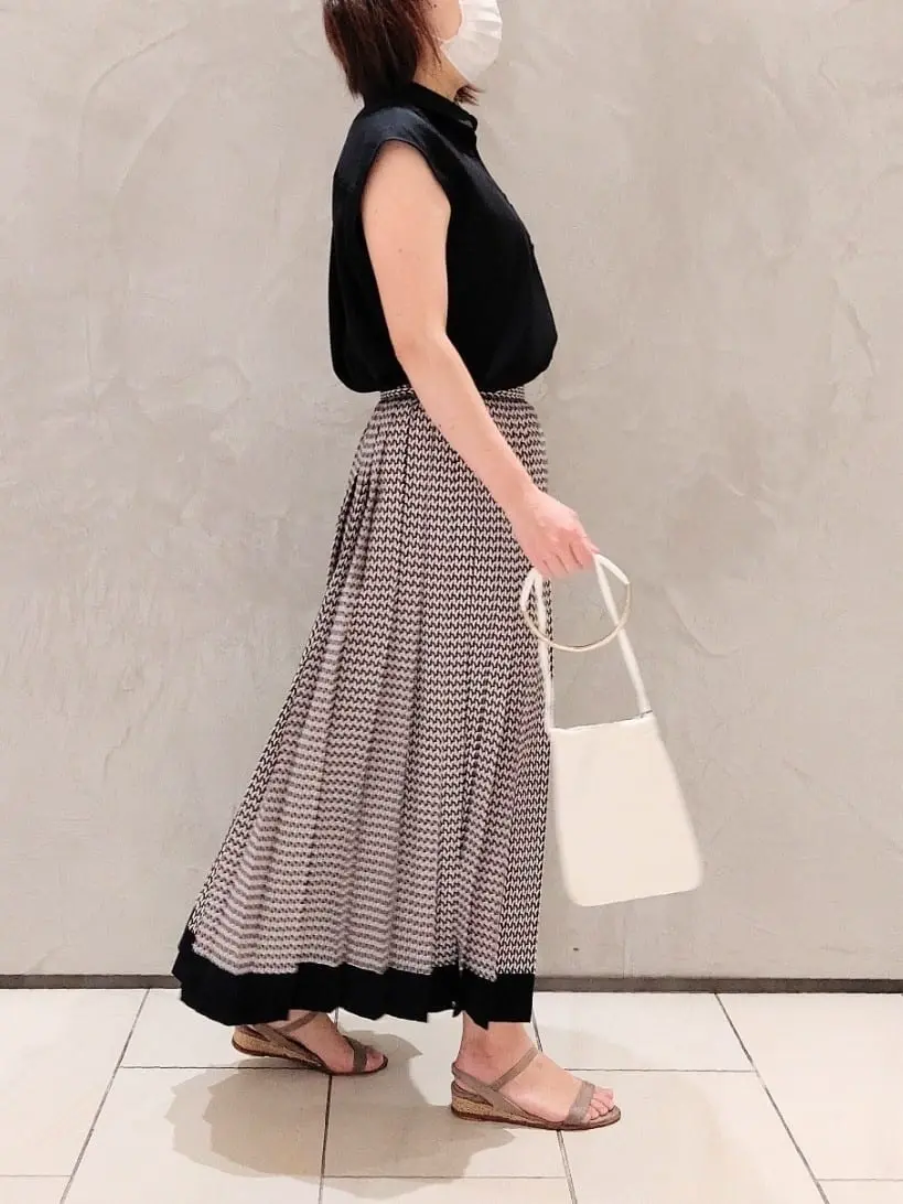 BEIGE， スタッフ コーディネート画像