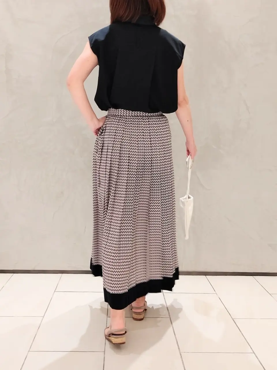 BEIGE， スタッフ コーディネート画像