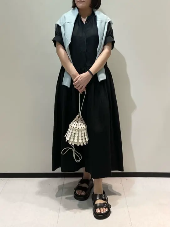 BEIGE， 藤木 コーディネート画像