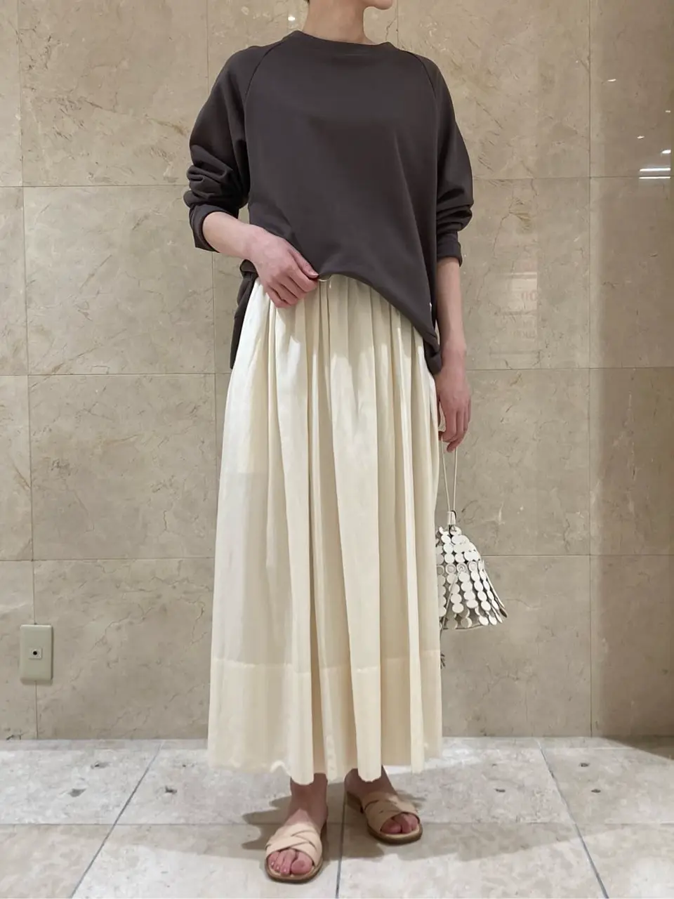 BEIGE， スタッフ コーディネート画像