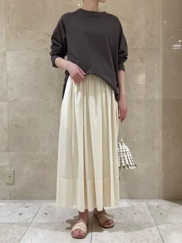 BEIGE， スタッフ コーディネート画像