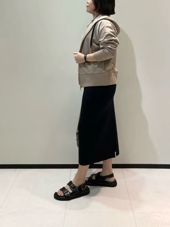 BEIGE， 藤木 コーディネート画像