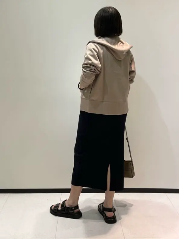 BEIGE， 藤木 コーディネート画像