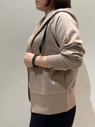 BEIGE， 藤木 コーディネート画像