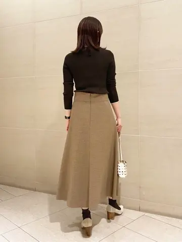 BEIGE， 須藤 コーディネート画像