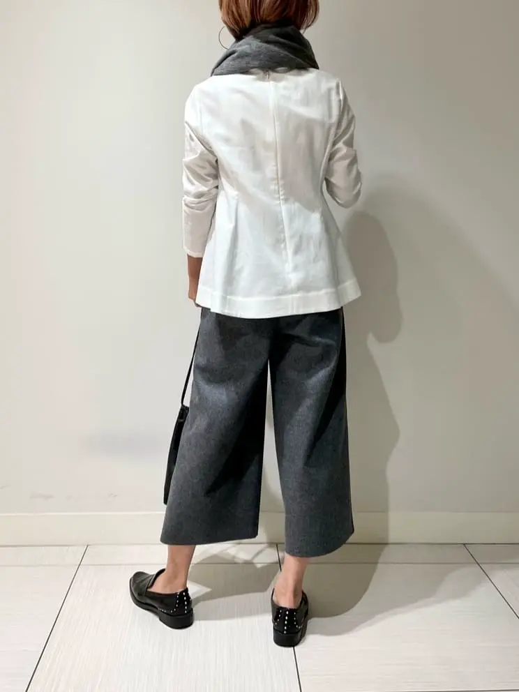 BEIGE， 柴田 コーディネート画像