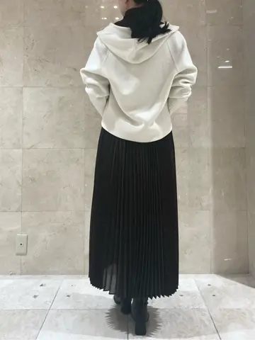 BEIGE， スタッフ コーディネート画像