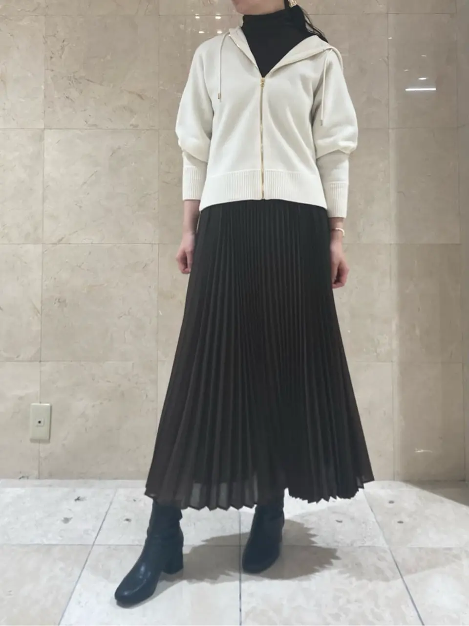 BEIGE， スタッフ コーディネート画像