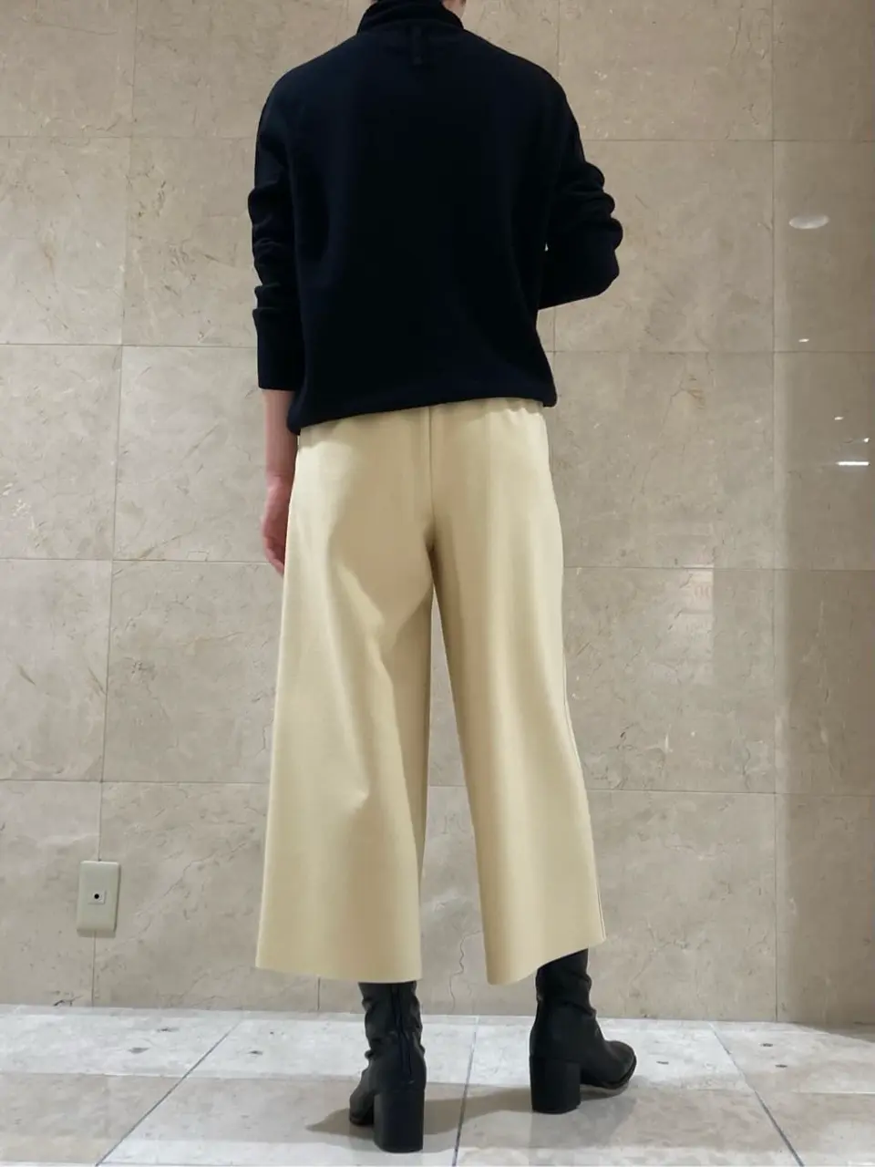 BEIGE， スタッフ コーディネート画像