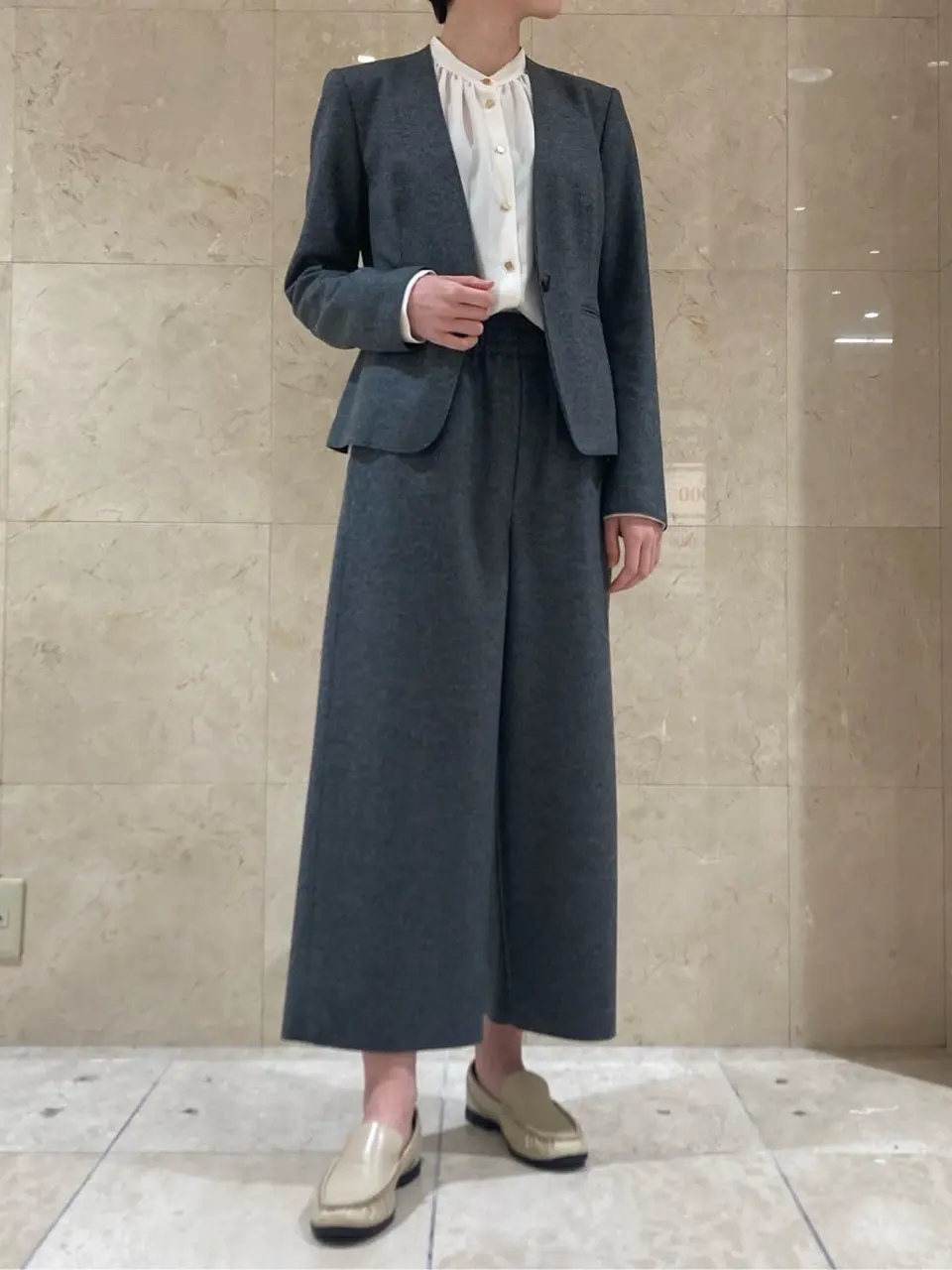 BEIGE， スタッフ コーディネート画像