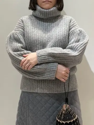 BEIGE， 藤木 コーディネート画像