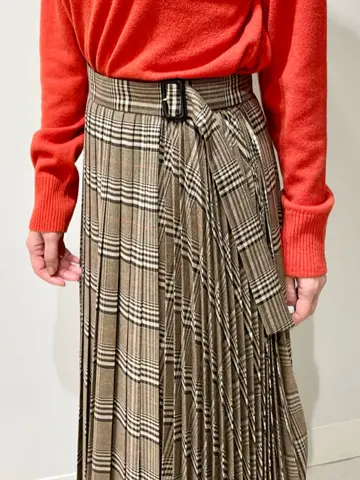 BEIGE， 柴田 コーディネート画像