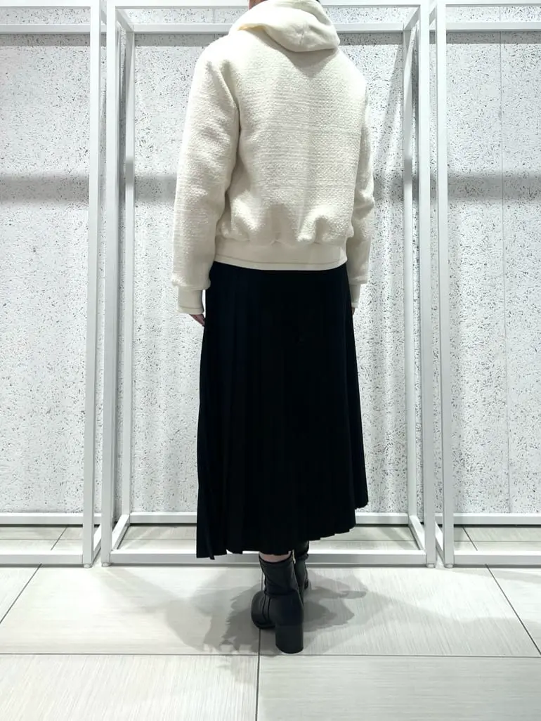 BEIGE， スタッフ コーディネート画像