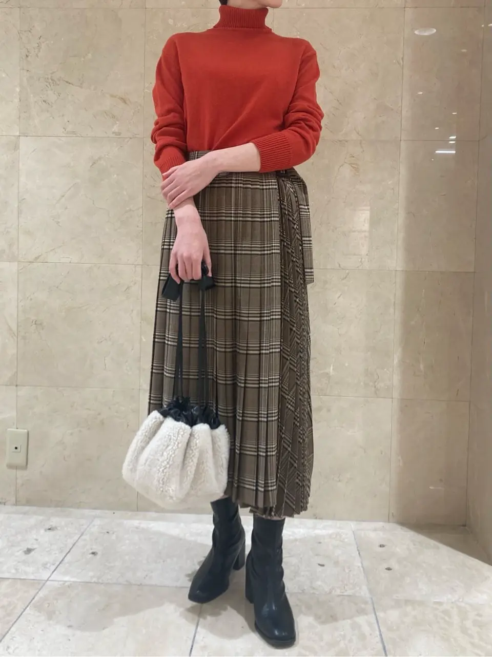 BEIGE， スタッフ コーディネート画像