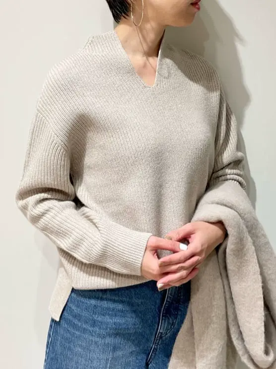 BEIGE， 柴田 コーディネート画像