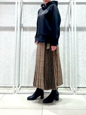 BEIGE， スタッフ コーディネート画像