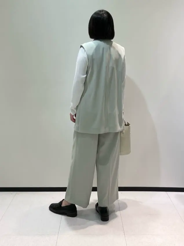 BEIGE， 藤木 コーディネート画像