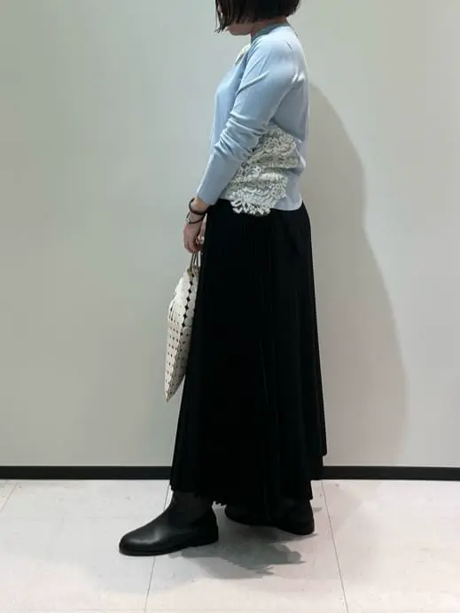 BEIGE， 藤木 コーディネート画像