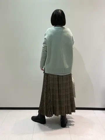 BEIGE， 藤木 コーディネート画像