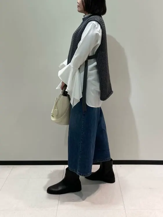 BEIGE， 藤木 コーディネート画像