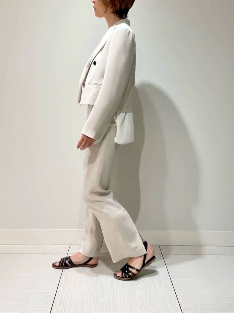 BEIGE， 柴田 コーディネート画像