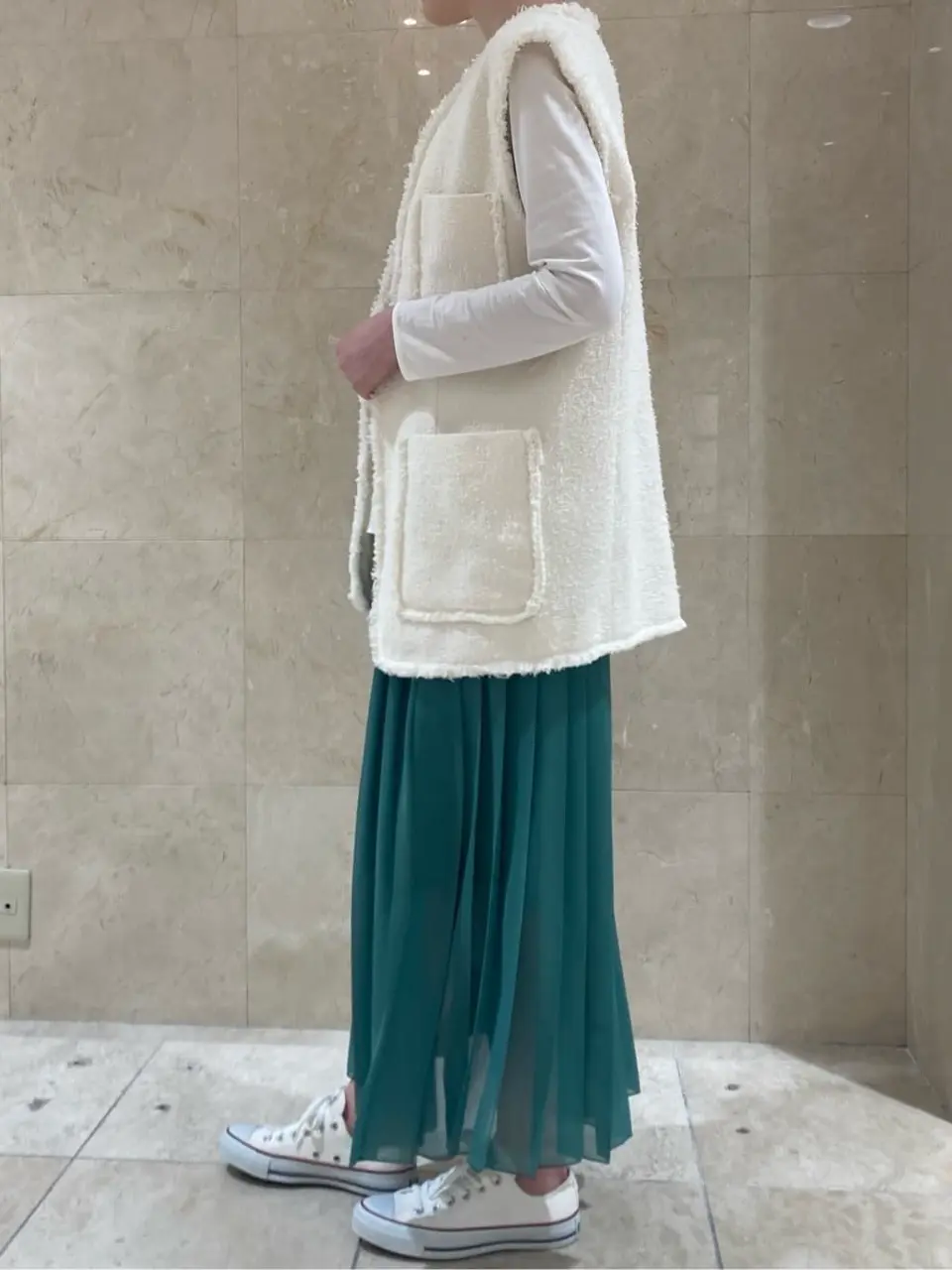 BEIGE， スタッフ コーディネート画像