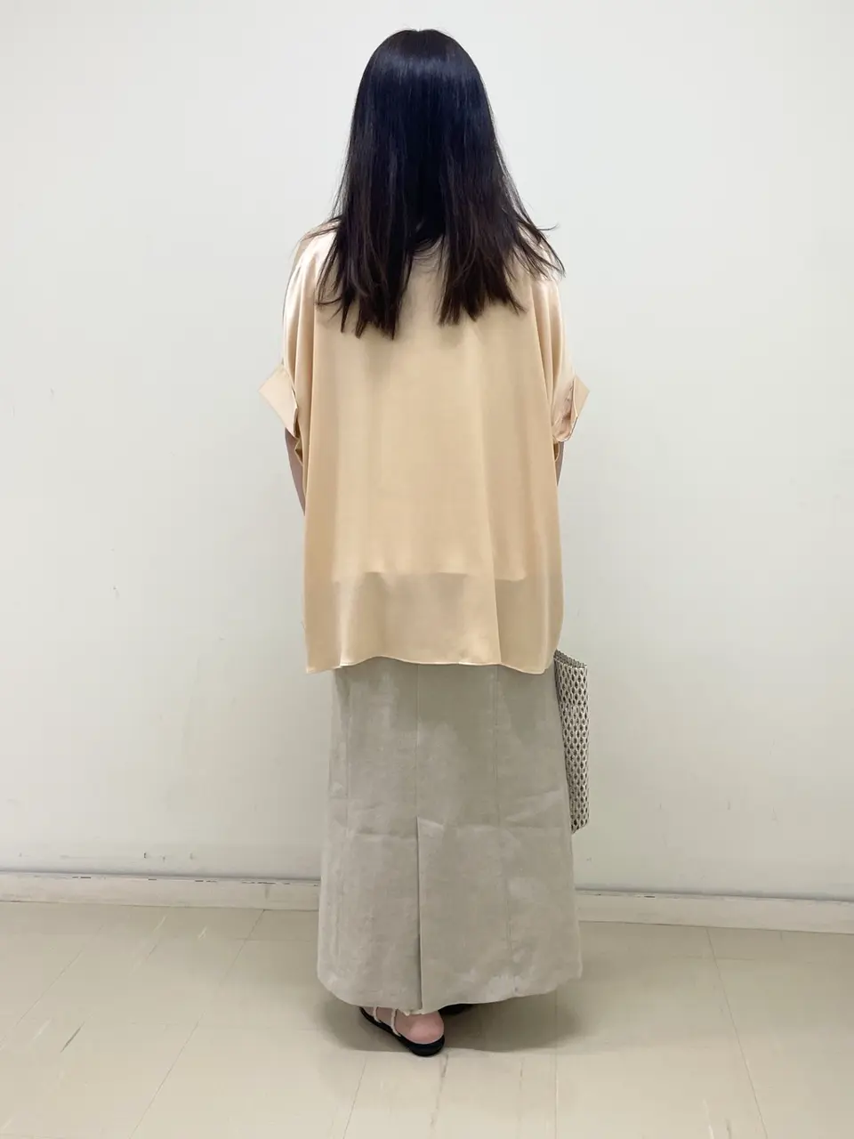 BEIGE， スタッフ コーディネート画像