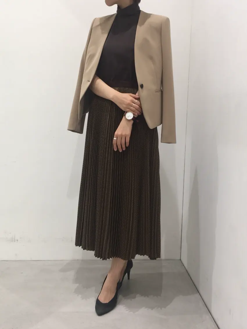 BEIGE， R.A コーディネート画像