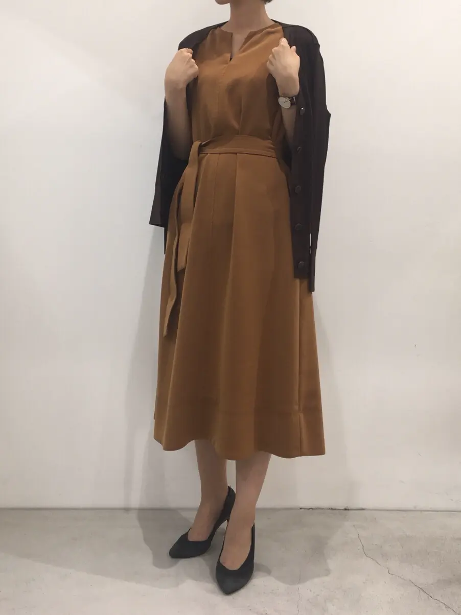 BEIGE， R.A コーディネート画像