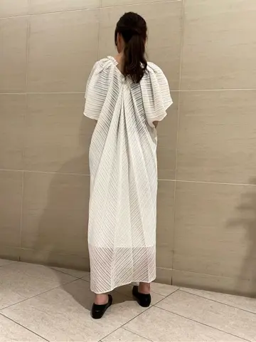 BEIGE， スタッフ コーディネート画像