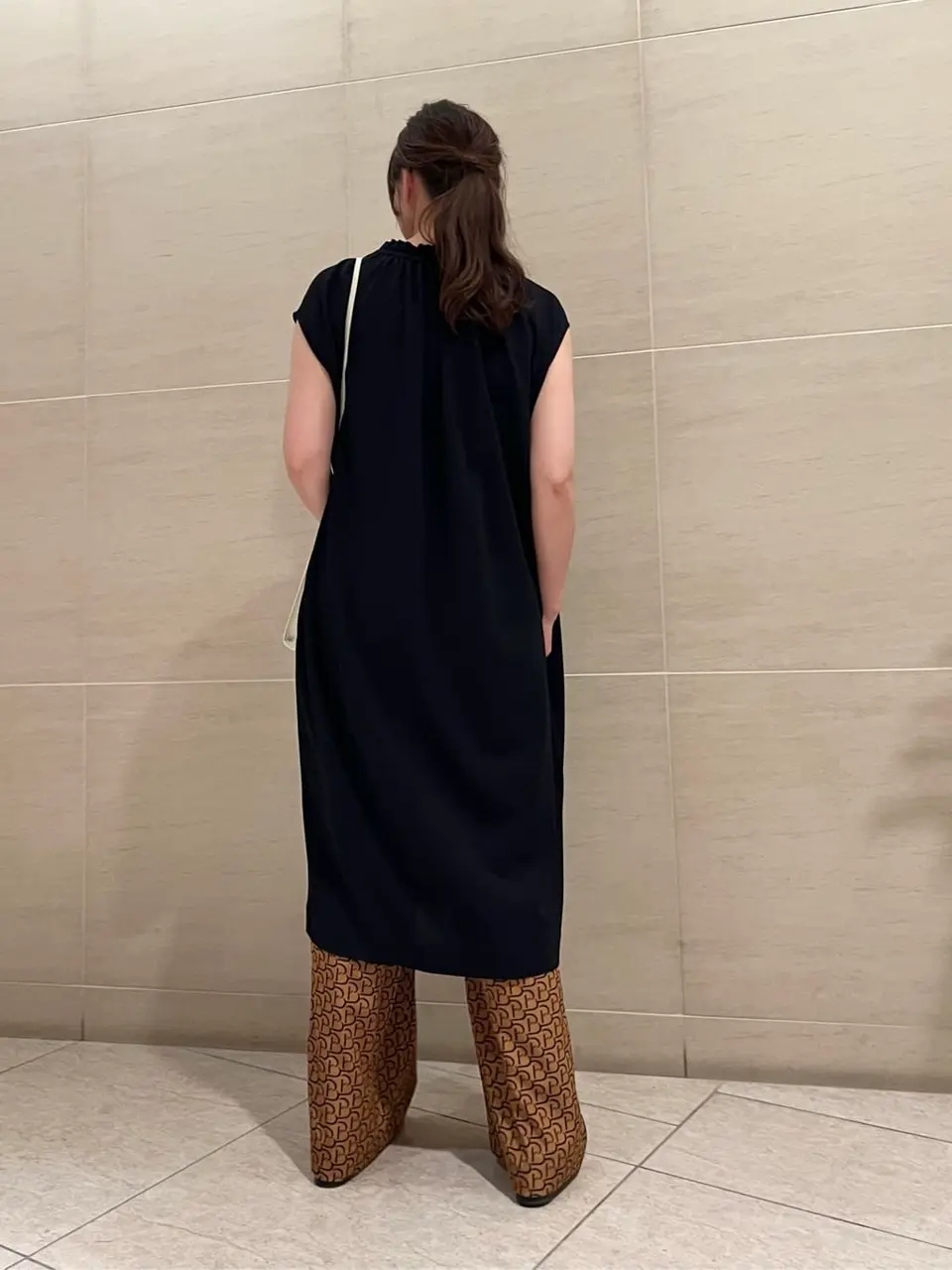 BEIGE， スタッフ コーディネート画像