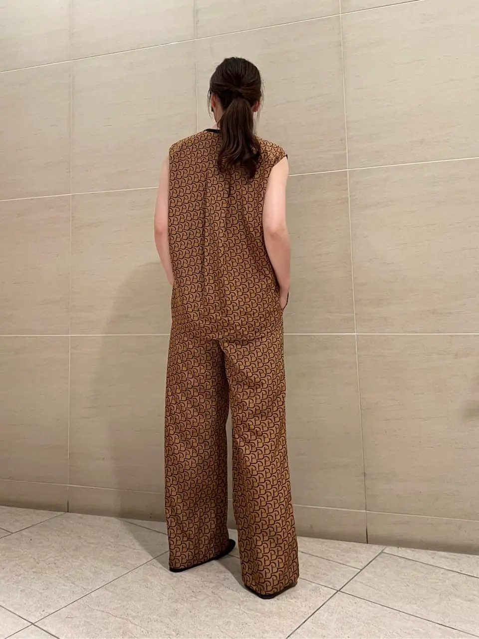 BEIGE， スタッフ コーディネート画像