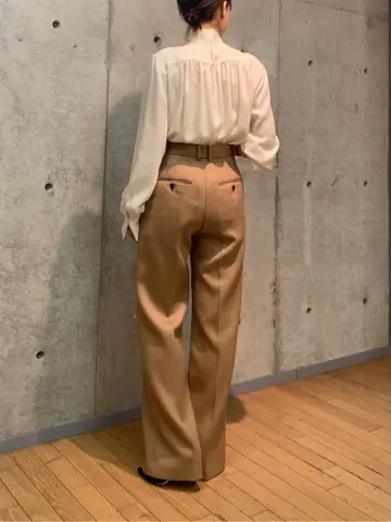 BEIGE， R.A コーディネート画像