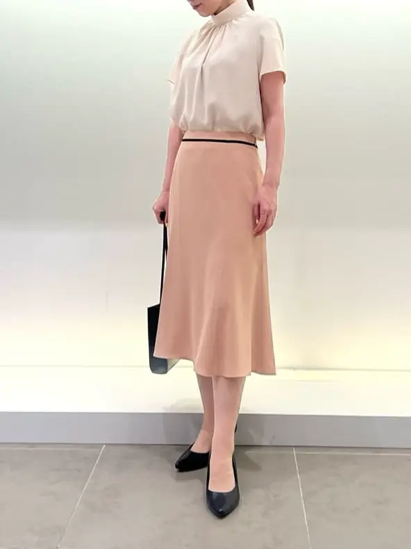 BEIGE， スタッフ コーディネート画像