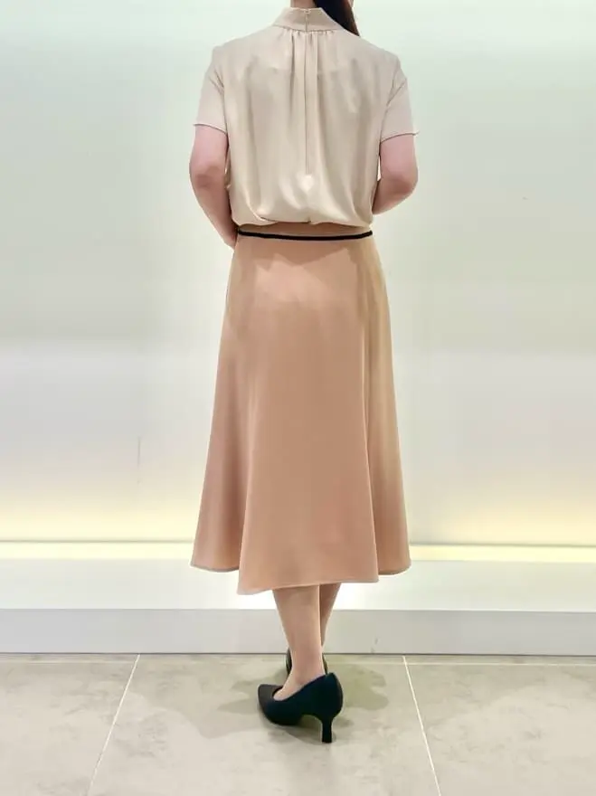 BEIGE， スタッフ コーディネート画像