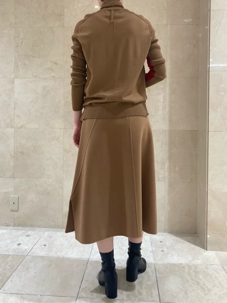 BEIGE， スタッフ コーディネート画像
