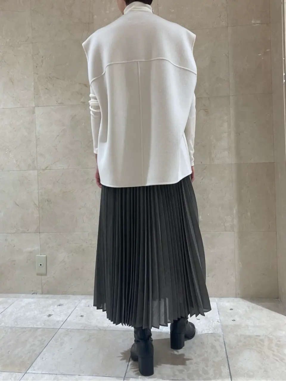 BEIGE， スタッフ コーディネート画像